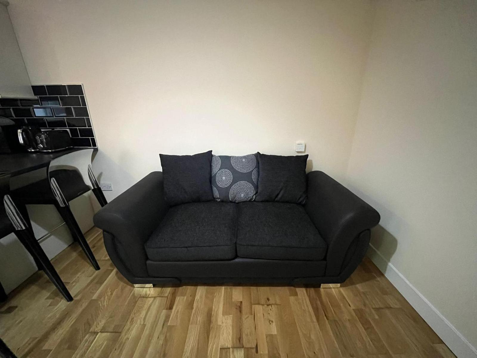 1 Bedroom Flat With Parking Leicester Exterior photo