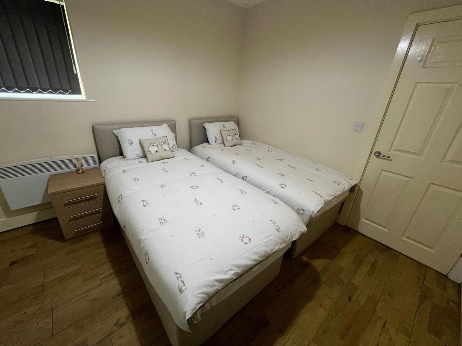 1 Bedroom Flat With Parking Leicester Exterior photo